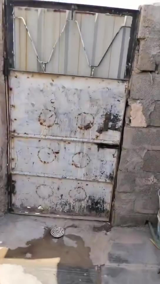 بيت حواسم متكامل للبيع بشارع كهوه متقاعدين 5 مليون بي مجال ‏‪***********‬‏
