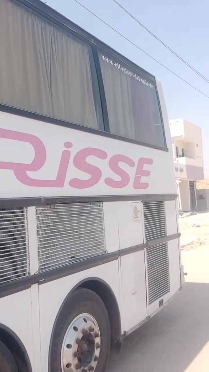 باص تسعينية للبيع بدون سيارة جاهزة مكينة باالكارتون كير 4 ب 4 تخم تاير جديد ويل كب اصلي تبريد خير من اللة سيارة جاهزة وحلوة للاستفسار أكثر الاتصال على الرقم ***********.  المكان الشطرة
