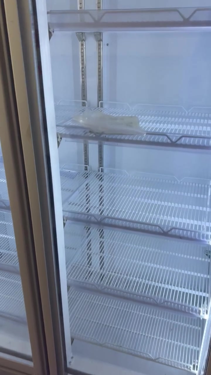 معرض هادي جوية للمجمدات والعارضات ❄️

🇹🇷 تركية أصلية — جديدة ومستعملة
جودة عالية | تبريد قوي | نظافة ممتازة | أسعار منافسة ✔️

📍 فروعنا:
مدينة الصدر — الكرادة / بغداد

📞 للتواصل:
+964 770 553 2377
+964 786 733 1046

مرحباً بزيارتكم �

نص مكتوب في الصور:
- قص