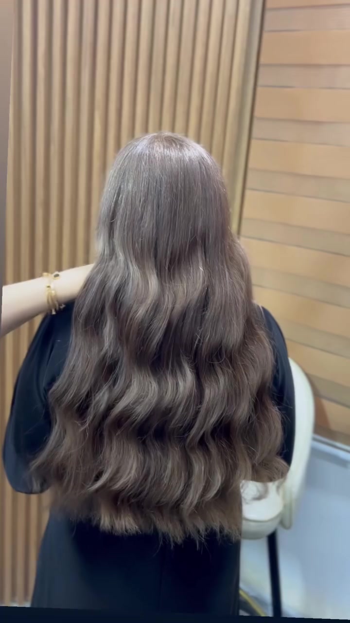 نبأ الشمري

عروض صالون ديفا 🥰🥰

نستقبلكم داخل صالون من ساعه ١٠ صبح للساعه ٩ ليلا بدون حجز😍

سماوه الغربي مقابل متنزه الورده 

***********

https://www.instagram.com/diva_saloon_h.smawa?igsh=dTEyYm1xc2lianJ0
