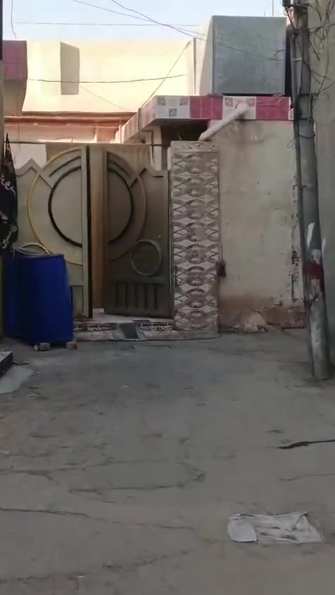 بسم الله ماشاء الله 
اعلان جديد 
على بركه الله بيت للبيع 
المساحه 120متر طابو ملك صرف 
العنوان باب الخان مثل ماموظح بالفديو 
وسعره زين مقبول للاستفسار الاتصال على *********** أو مراسله الصفحه كل الهلا بيكم @إشارة
