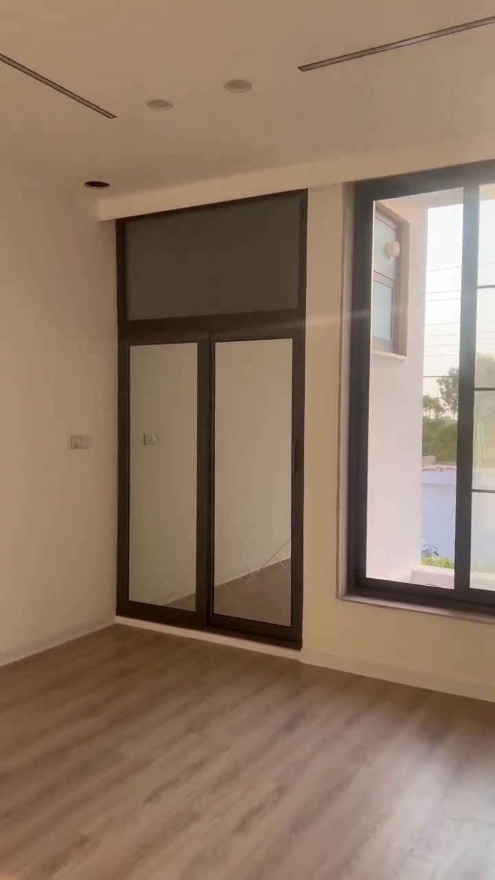 کارەکەمان هەمیشە جێگای رەزەماندی خاوەن کار بووە تۆش ئەگەر دەتەوێ مالەکەت یان شوێنی کارەکەت شاهانە دەربکەوێت هەرئیستا پەیوەندی بەم ژمارەوە بکە
***********
