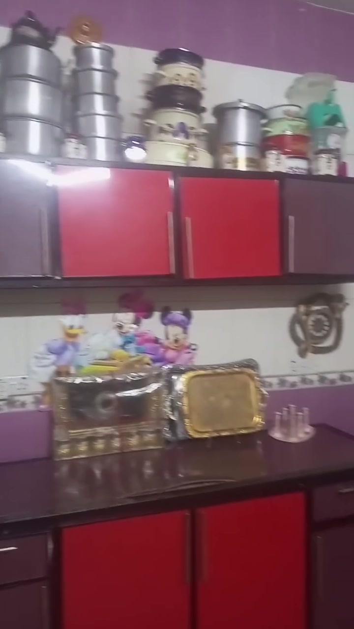 السلام عليكم غراض للبيع مستعمله قليل سعر الطباخ 175 وسعر لديوان 125 وسعر الكاونتر 250 واتصال عل رقم عل وتساب ***********qq
