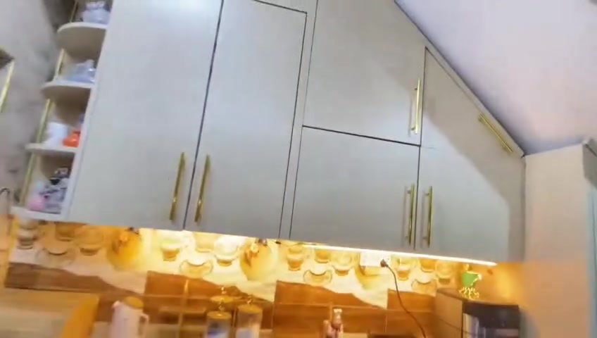 غرفه نجاره عراقي شغلها  يخبل كاونتر تفصال الداخل المنيوم والخارج اج دي اف ثلاجه اخت الجديده الاستفسار ع رقم 777 337 4519
