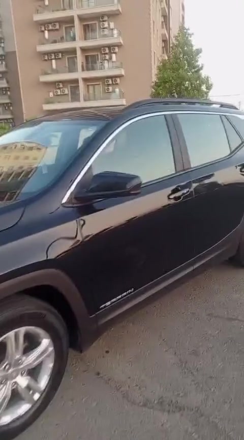 سيارة نوع جيمسي موديل ٢٤ فول مواصفات رادارات تشغيل عن بعد للبيع السعر ١٨٠ ورقة الشراي يتصل *********** ادزلة السونار
