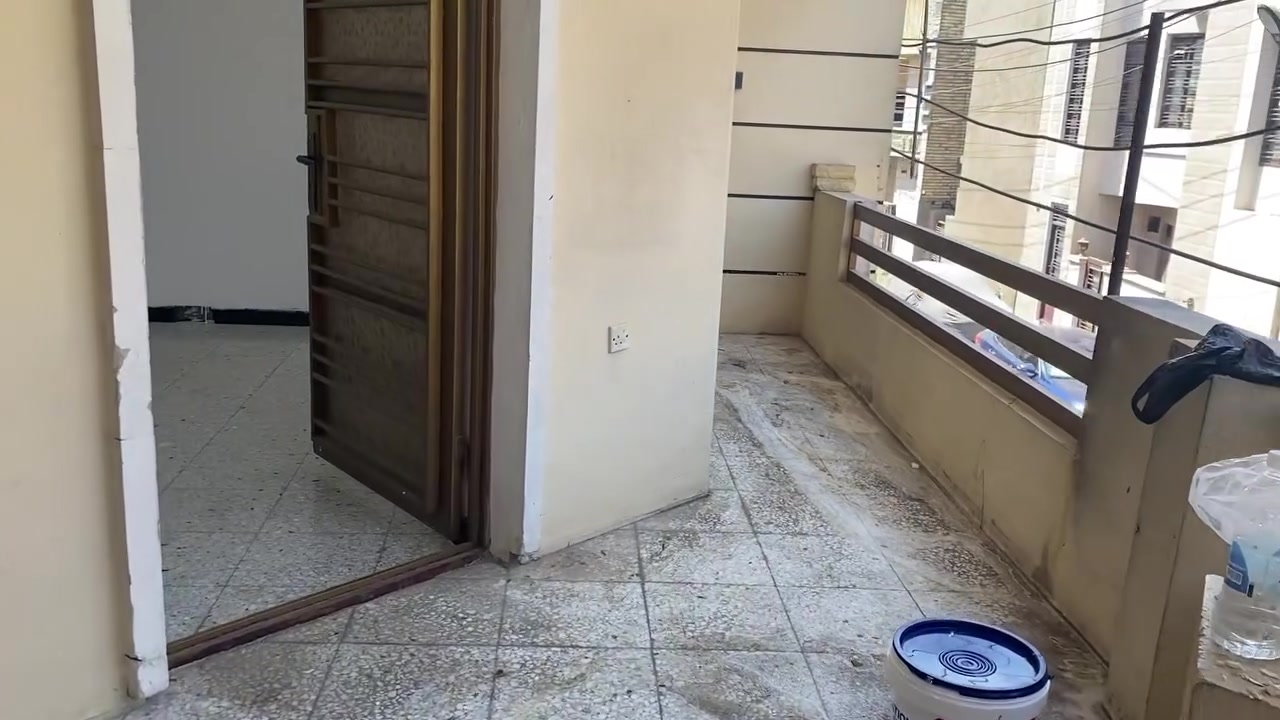 السلام عليكم شقه لليجار الدوره زراعي ابو طياره ***********
