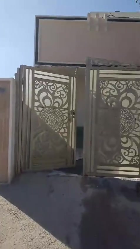 السلام عليكم بيت 190متر🏠
سند 25 قرب ابو عمار العزاوي 
استقبال ديكور حديث 🔥
البيت بي 4غرف نوم🛏️
3 حمامات 🚾
منوار +ترك 
السطح الاول والثاني شتايكر 
كهرباء +سحب +ماء ✅
قرب سده جبور  
السعر 110 وبي مجال
للستفسار اكثر للتصال على الرقم 
***********
