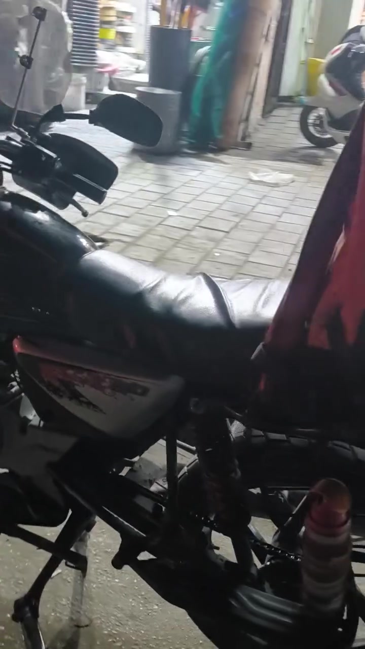 السلام عليكم بوكسر لبيع مديل ٢٠٢٢
الدراجه بيع حديده لا تكلي شبيه 
الدراجه رقم بغداد بسمي ثاني يوم احول إلك
مكاني  بغداد حي اور صباح خياط 
رقم واتساب + خط.. متواجد. ***********

