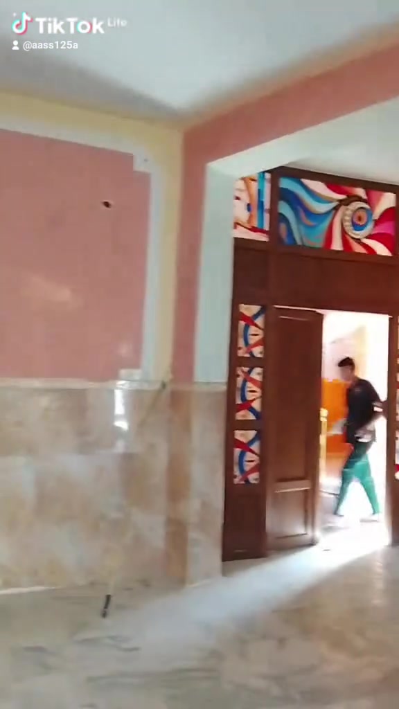 تغيير لون سيراميك قابل للغسل مع جداران 
صبغ داخلي خارجي ابواب وشبابيك 
***********
