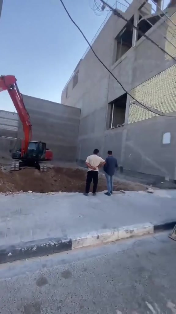 متخصصون في #تفليش المنازل و البنايات السكنية التجارية
و #حفر ودفن وحدل الاراضي 
☎️ *********** ☎️
👷‍♂️كادر متخصص في الهدم والحفر 👷‍♂️
🦺مشرف سلامة 🦺
👨🏻‍🔧فاحص تربة 👨🏻‍🔧
💵 اسعار مناسبة جدآ 💵
‏🇮🇶 في محافظة البصرة 🇮🇶
(( مواد وعمل درجة اولى ))
