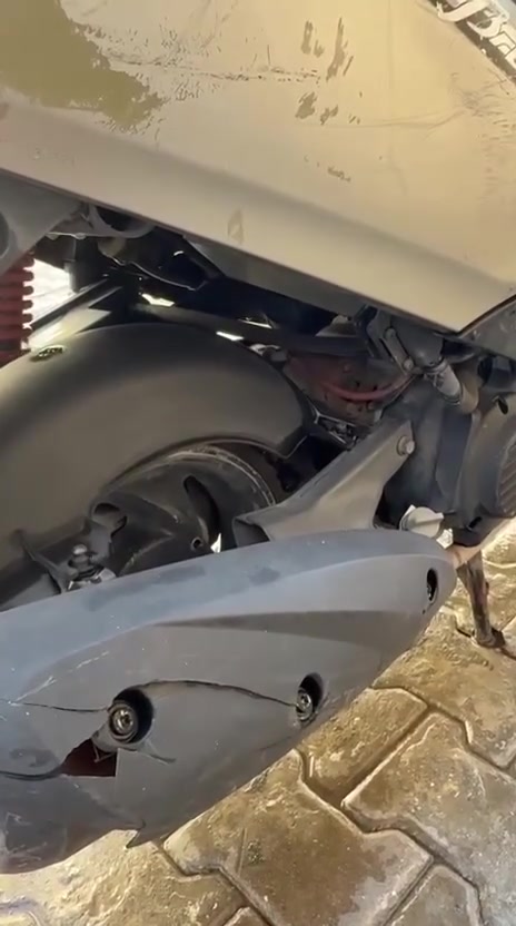 راجه بريز
لايت ناصي  مرقم بغداد تحويل شوكت ميعجبك 

سبب البيع عدم التفرغ 
دراجه لوك الله شاهد تجي وشوف بعينك عدا الكفر الكدام بي ملاحضات لا اكثر 

سعرها. مليون و 700 وبيها مجال قليل حدا 

الرقم ***********

