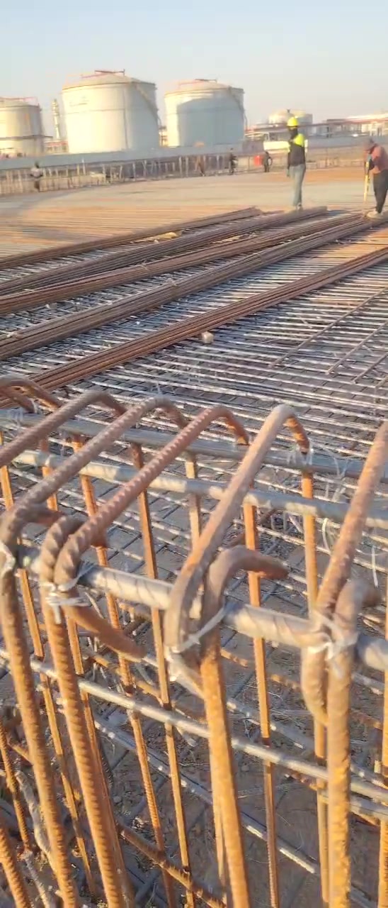 عندي كادر حدادين عمل هندسي شغلنه يخبل وننفذ اكبر المشاريع ***********