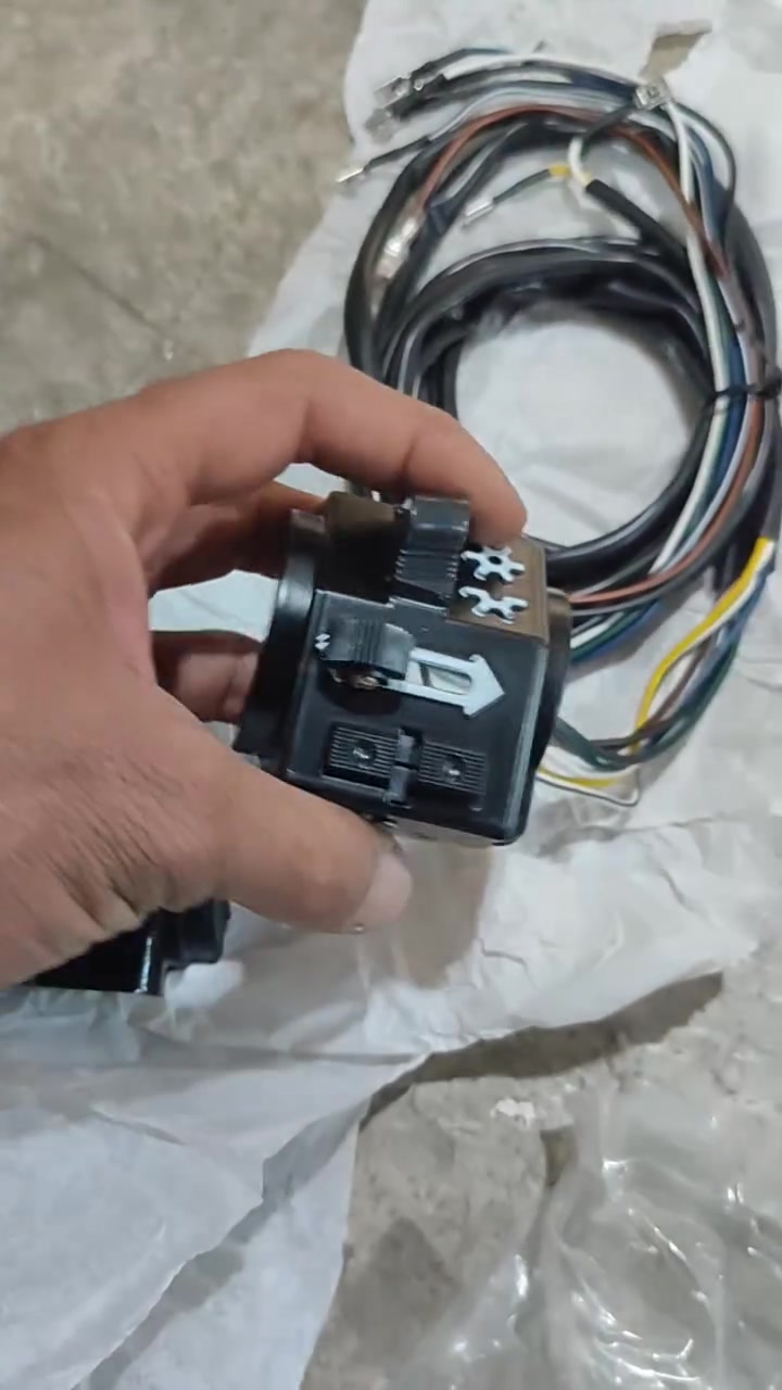 mz 82 • مجمع اشاره • اصلي