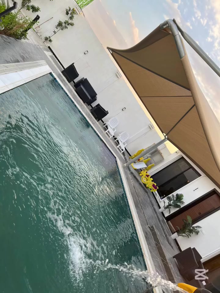 يتوفر مزراع لليجار اليومي
‏دوره البعيثه شارع جامع صلاح الدين 📍
***********وتساب❤️
