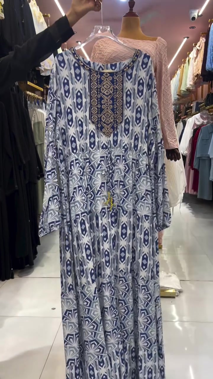 قياسات خاصه 5XL,4XL,3XL💕
السعر 20.000💕

✨ سُكرة للأزياء النسائية (لكِ سيدتي)
👗 أناقة + نعومة + ذوق خاص
🧣 جمالكِ يبدأ من سُكرة
📍 العراق بابل المسيب 
📞 ***********
