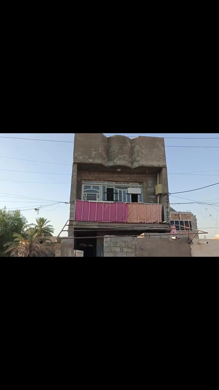 مشتمل للبيع طابقين مساحة ١٠٠ متر بسعر ٤٢ بي مجال بسيط للتواصل ‏‪***********‬‏
