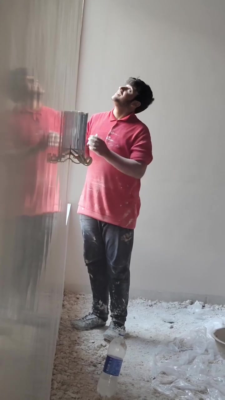 كادر لبخ جص من الموصل متر ب 3 المصرف علينه شرط مساطر حايط جام شغلو جاهز يتصل رقم ***********

