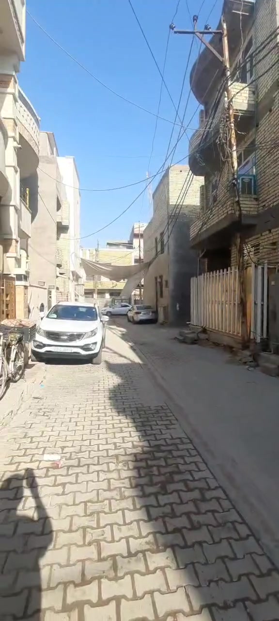 بيت 75 متر للايجار يحتوي ع استقبال مطبخ وصاله صيحات طابق ثاني غرفتين وصحيات  مكان الدوره شارع الملا  ايجار 600 تواصل مكتب الكرم ***********
