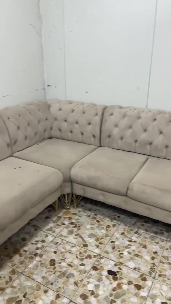 تخم عشره مقاعد مرجوحه للبيع مكانه الدوره بغداد واتساب فقط *********** الرد فقط ع واتساب

نص مكتوب في الصور:
- 795 ك.ب. 0:06 تجديد الشكل بالذكاء الاصطناعي إضافة شرح توضيحي...