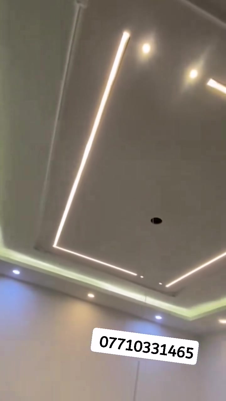 سلام عليكم احد أعمالنا بديكورات كادر جبس بورد بأسعار مناسبة شغل درجه اولى تسليم مهندس ***********
سقوف الثانويه 📍 
2_تغليف جدران بلاستك +ورق جدران✅
3_بديل رخام ⬛ +بديل خشب ⬜
5_ديكور بلازما 🔳
6_سحبات بورك🔲
8_اصباغ (المنازل +المباني) ⚪⚫
