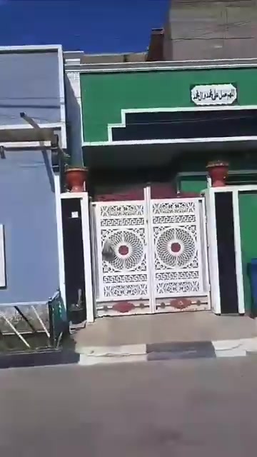 سلام عليكم متابعين مكتب النور العقار توفر عندي بيت المساحه 100 متر مربع عنوان بغداد حي اور سبع قصور شارع ابو علي قرب جامع الحمزة الاستفسار تصال على رقم الهاتف 
***********
