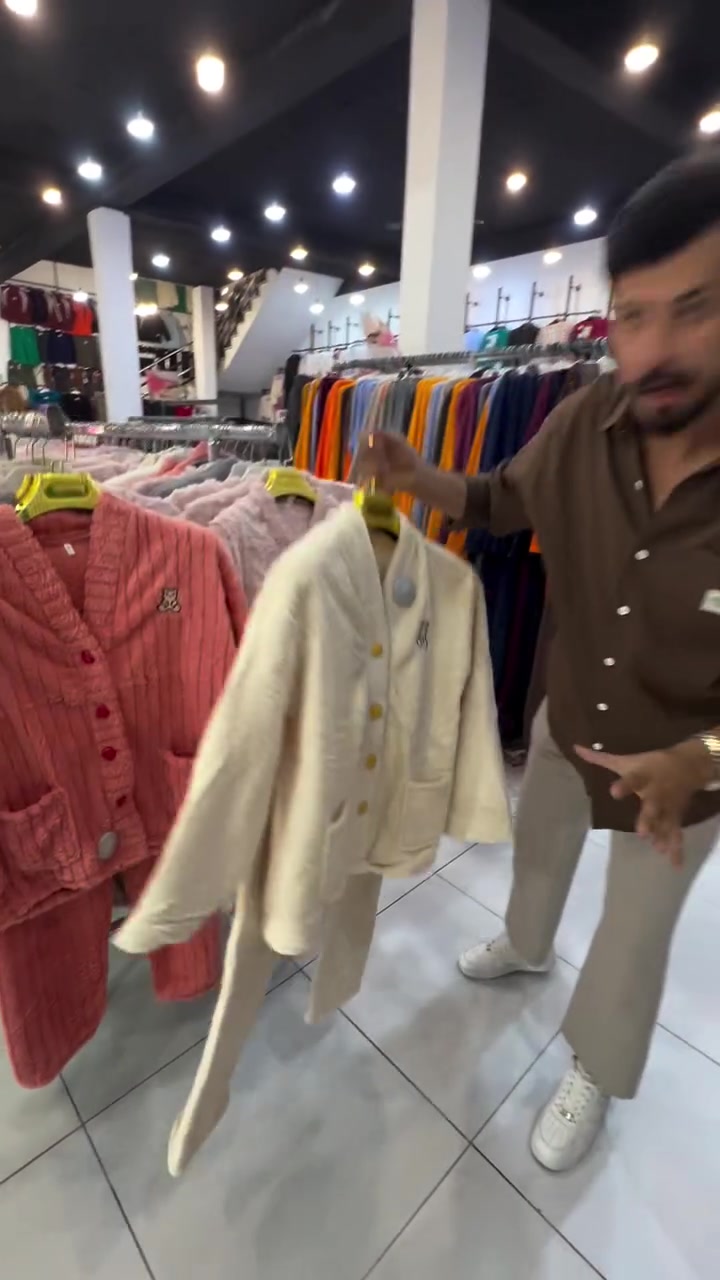 ملابس