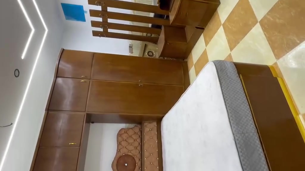 ‏غرفة نوم صاج للبيع سعر450 بها مجال ‪***********‬
