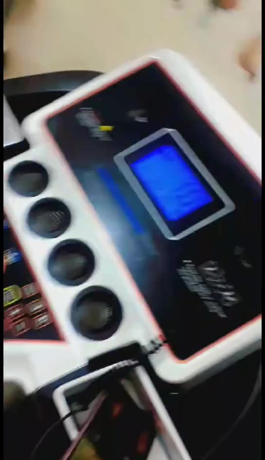 جهاز جري جديد جديد جبلي دبل ماطور مامستخدم وزن 220 ثقيل سرعه 180بي جهاز رجاج حرق دهون البطن والخواصر شاشه المس قياس دقات القلب سعرات حراريه مسافه مقطوعه تحكم بليدات والكيبور والشاشه قفل امان بلاتوث اواكس سماعات خارجيه شناو بطن قرص لف الخصر دنبلاصات الجهاز عل فحص والضمان السعر 350 بغداد الشعب التواصل عل رقم *********** يوجد واتساب
