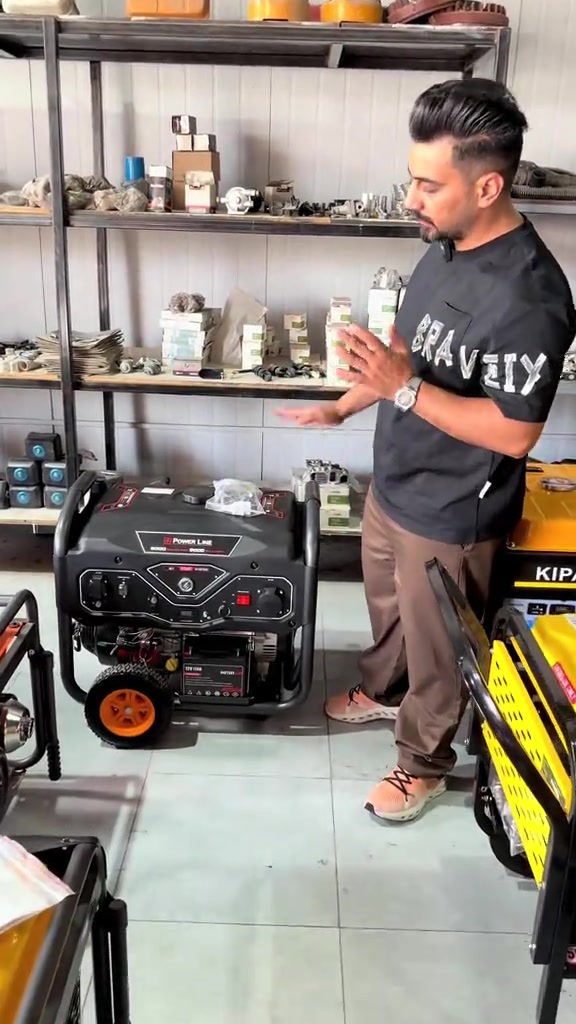 🔥 مولدة باور لاين أمريكية 15K 🔥 ⛽ تعمل على البنزين 💰 السعر: مليون و400 ألف فقط! ⚡ قوة وأداء واعتمادية لبيتك ومحلك 🚨 لا تفوّت العرض — الكمية محدودة! 📞 للحجز والاستفسار: *********** 📍 شركة المرتجى للمولدات

نص مكتوب في الصور:
- HIGH PRESSURE WASHERS