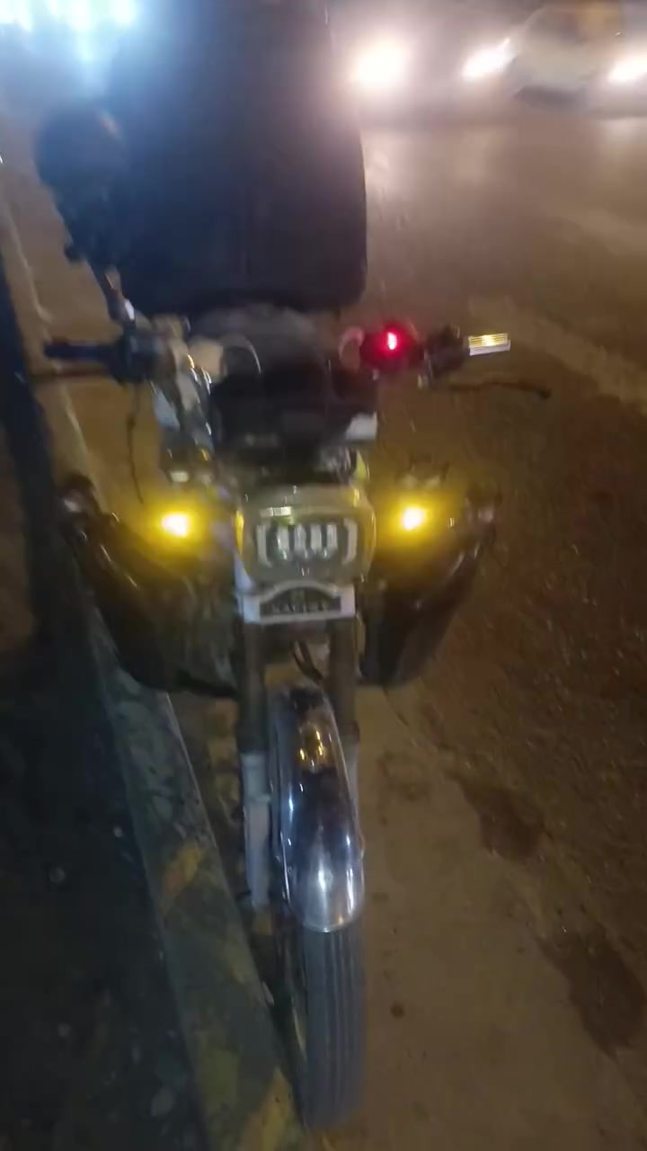 دراجه كايمه بس تمشي معدل وشلعه كلجات بريكات دبلات كلشي زين بيها مكاني بغداد كرخ رايده ب300 وقبل لا تعاملني 275 قفل 25 حك جيه ***********
