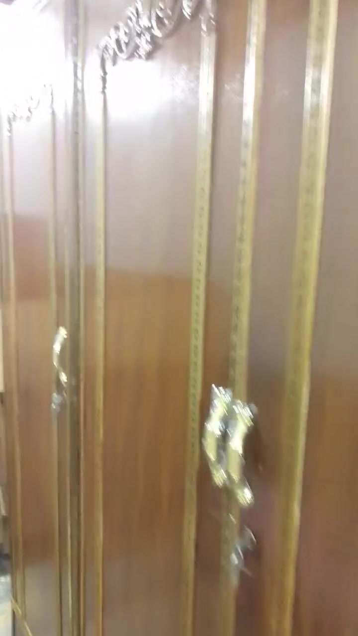 كنتور للبيع ابو٤سعر١٦٠الف عنوان جكوك كاظميه رقم ***********
