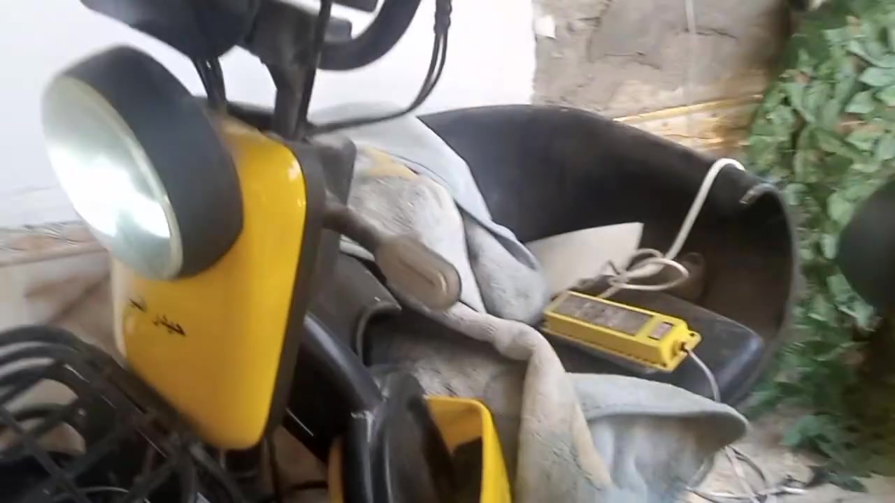 دراجه شحن نضيفه شغاله كله مابيه نقص 300ابولخصيب حمدان ***********
