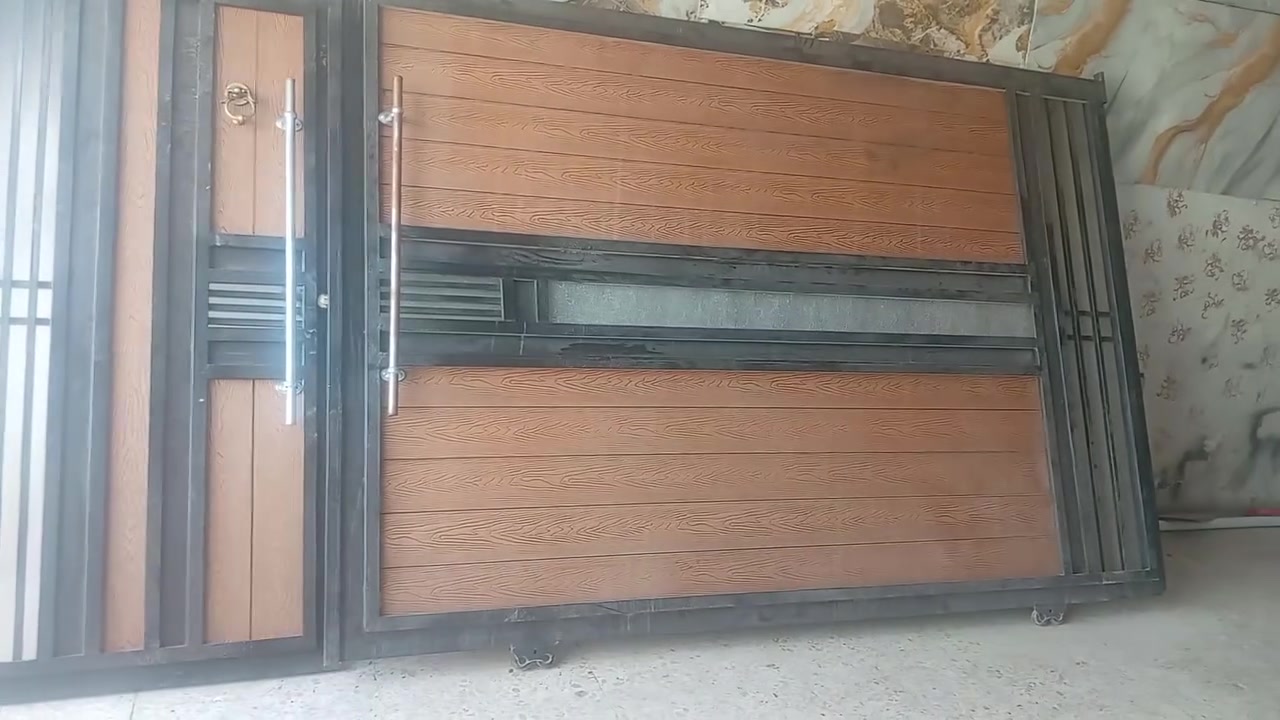 سلام عليكم
باب قاصه للبيع
4 متر جديد غير مستعمل 

***********
