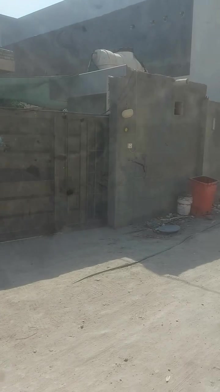 حي شموع • ٣٠٠م • بيت+شقة زراعي
