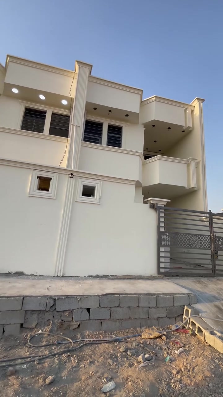 للبيع مشتملات عدد 2
سامراء/حي الدوانم البهراط 
مساحة المشتمل الواحد 125 
شارع 12
السعر :الواحد 58 مليون  وبي مجال 
يتكون من 4غرف نوم وصالة استقبال دوانية مطبخ حمام صحيات خارجية وداخلية كراج 
---------------------------------------------------------------
للمراجعة والاتصال: مكتب البوعكلة / سامراء / حي البهراط / الشارع العام ***********
