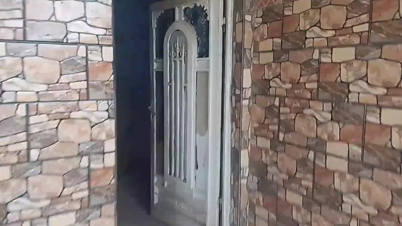 حي الحكيم • ٣٠٠م • غرفتين