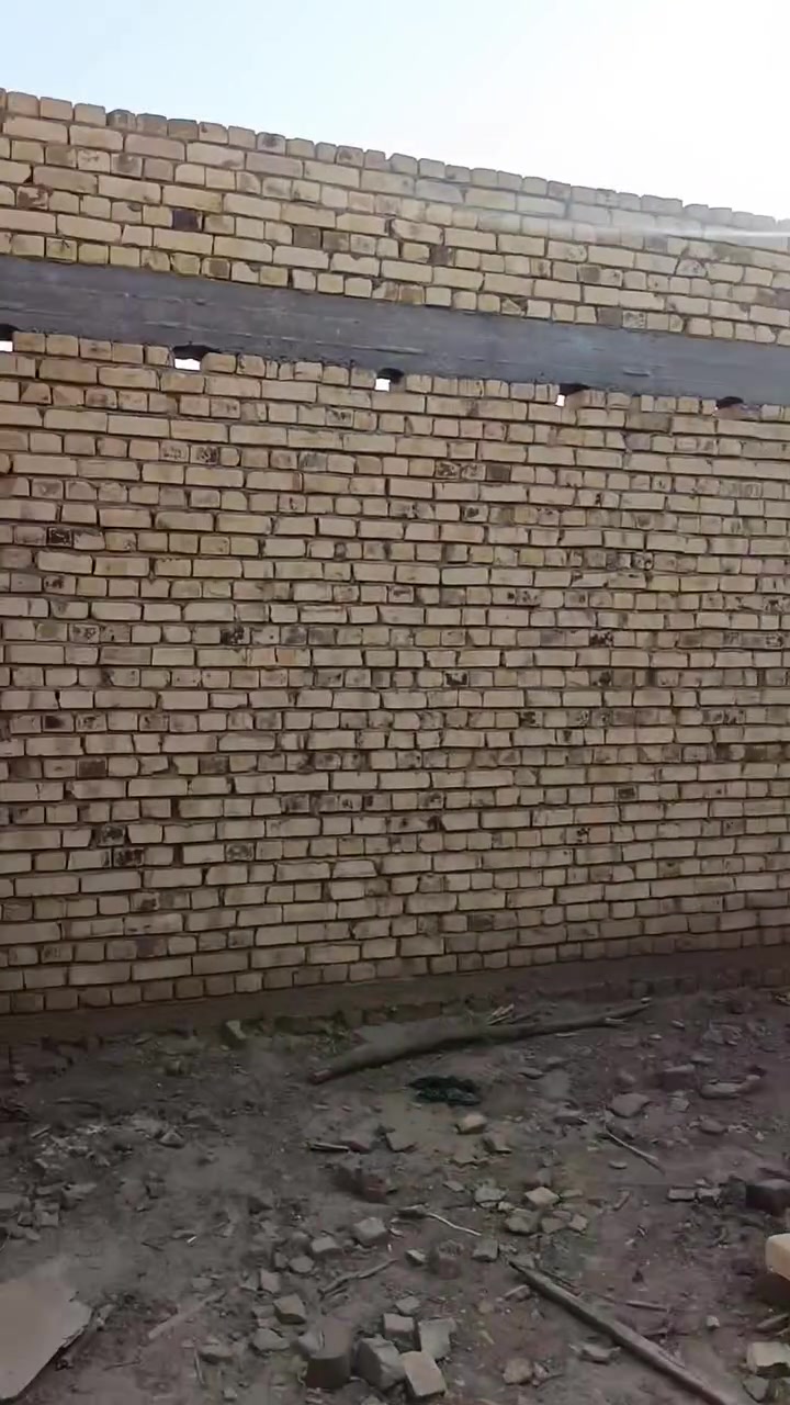 ۱۲:۳۹ ص

هيكل زراعي ۲۰۰ م بالدجين شاع الثاني بصف شارع قصي ابو المولد بناء حديث طابوق درجه اولى غرفتين وصالة ومطبخ وصحيات داخليه وخارجيه واستقبال الشارع 8 م خدمات ماء وكهرباء السعر ۳۸ او بيه مجال
***********
