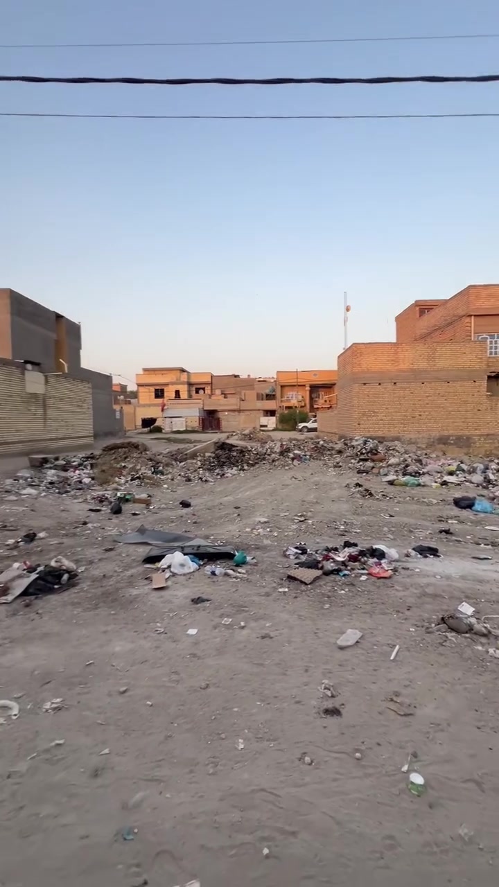 سلام عليكم قطعه 150 متر منطقت الضباط سعر خاص
***********
