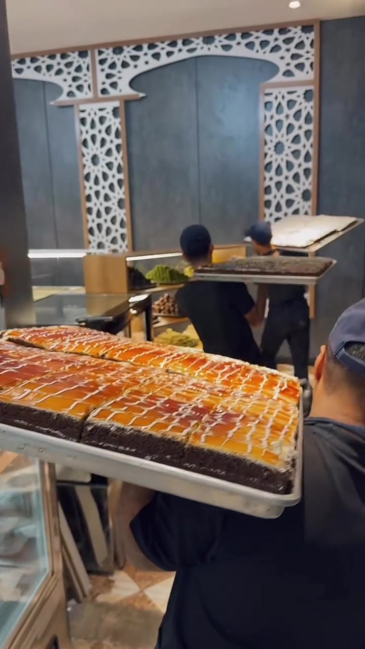 حلويات مناسبات • توصيل • المحاويل