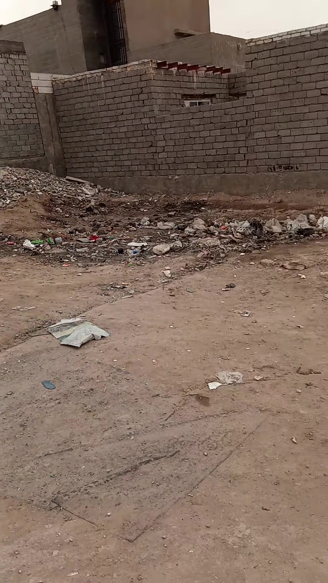 قطعه للبيع في منطقة التاجيه فرع حي الصناعي العريظ 
خلف المشروع 
مساحه  235 ركن 
طابو زراعي سند 25
***********
