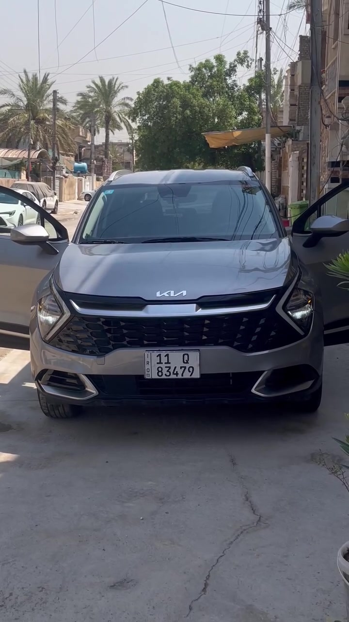 سلام عليكم سبورتج ٢٠٢٣ امريكي سياره نضيفه وجاهزه حادثه موضح بالصور رقم ***********8 سعر 170$
