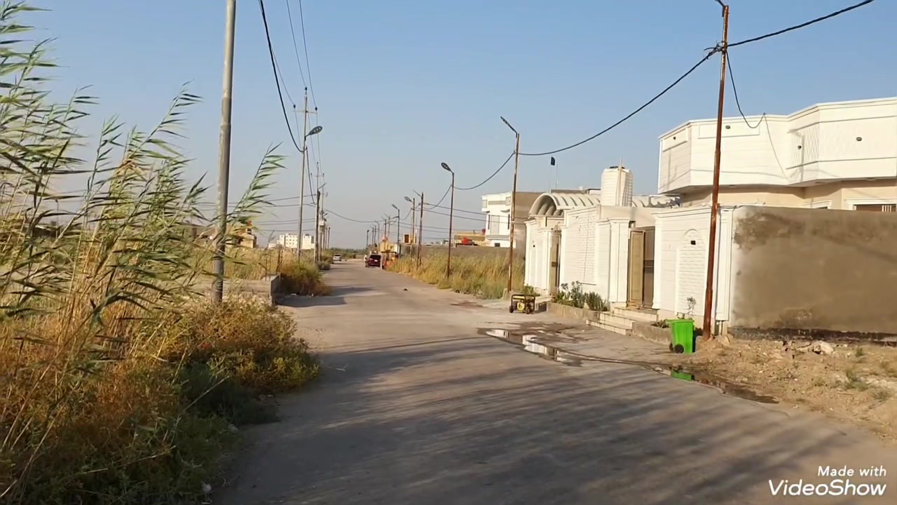 قطعه للبيع مساحه 500 متر  مجمع السكني العارضيات موجوده كافة الخدمات واي استفسار عله هذا الرقم ***********
