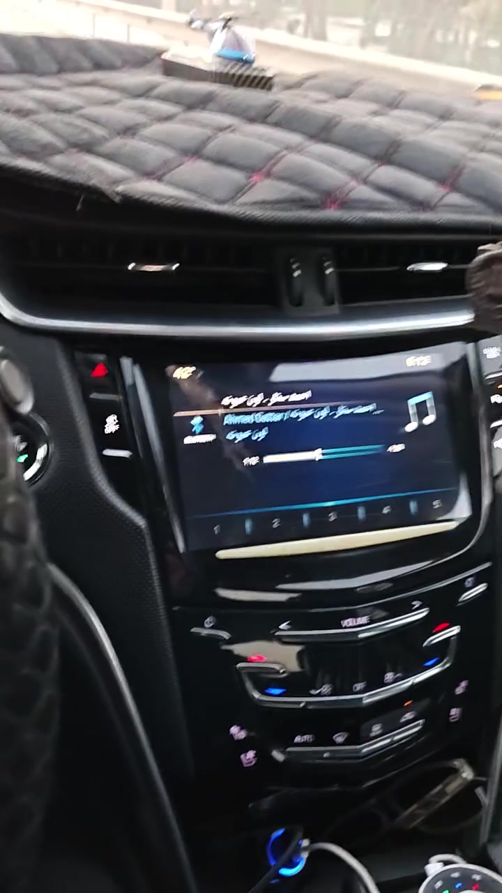 كاديلاك XT6 موديل كلين تايتل 
محرك 6 سلندر   

رقم بغداد بسمي 

رقم واتس ***********

داخل ملكي  اسود 

سنوية عظم جديد بسمي

مكفولة من الصبغ والحادث

دخلة كلين تايتل

السيارة فول مواصفات، 

• ستيرن الخلفية تدفئة 

• كشنات خزن ميموري

• كشنات تدفئة وتبريد 

• كشنات أمامية كهربائية

• جنطة كهرباء وتفتح

• حساسات أمامية وخلفية

• رادارات جانبية

• داتا شو لعرض تنبيهات الاصطدام

• 3 وضعيات قيادة

• 2 ويل / سبورت

• هاند بريك إلكتروني

• بانوراما

• تبريد 2 قطع

• لايتات LED

• مرايات شفط وإشارات بالمرايات

• منافذ USB و Type-C بكل مكان

• نظام صوت Bos 

*********** وتساب 

العنوان ديالى بعقوبة تقاطع القدس 

 السعر مناسب جدا جدا لغرض البناء
