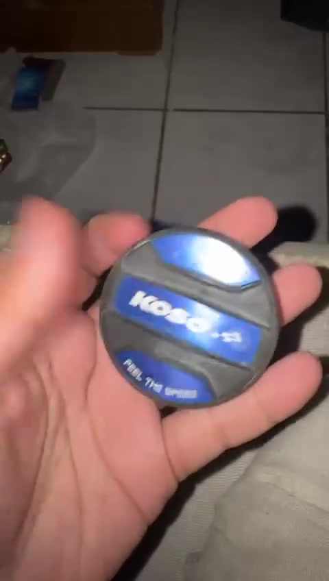 ***********
