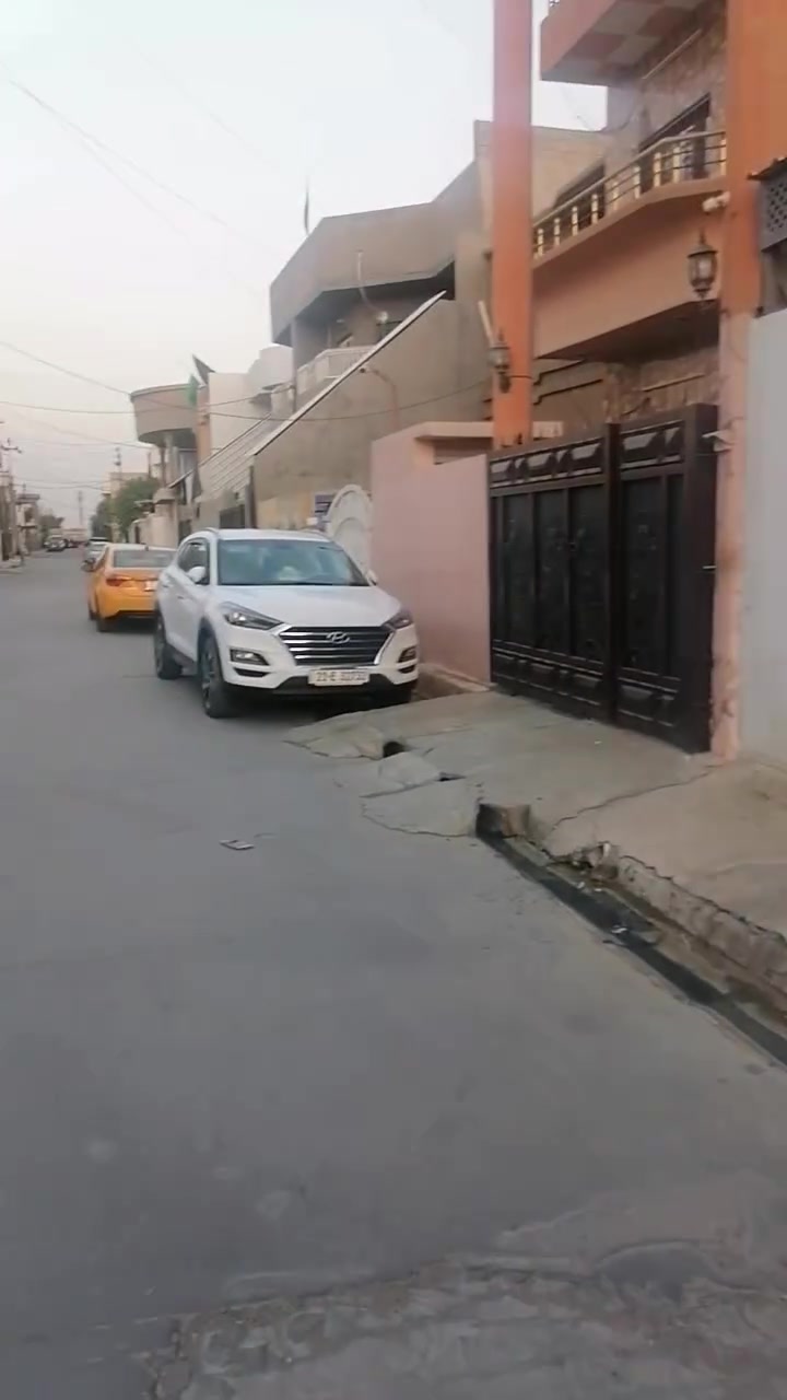 بيت ١٠٠متر للايجار موقع قرب حسينه رسول الاعظم إيجار شهري ٣٠٠الف للاستفسار الاتصال على الرقم ***********مكتب التعارف باداره ابوسيف
