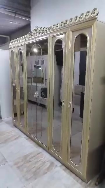 سوق هرج كركوك • غرفه اخشاب • بدون تفاصيل