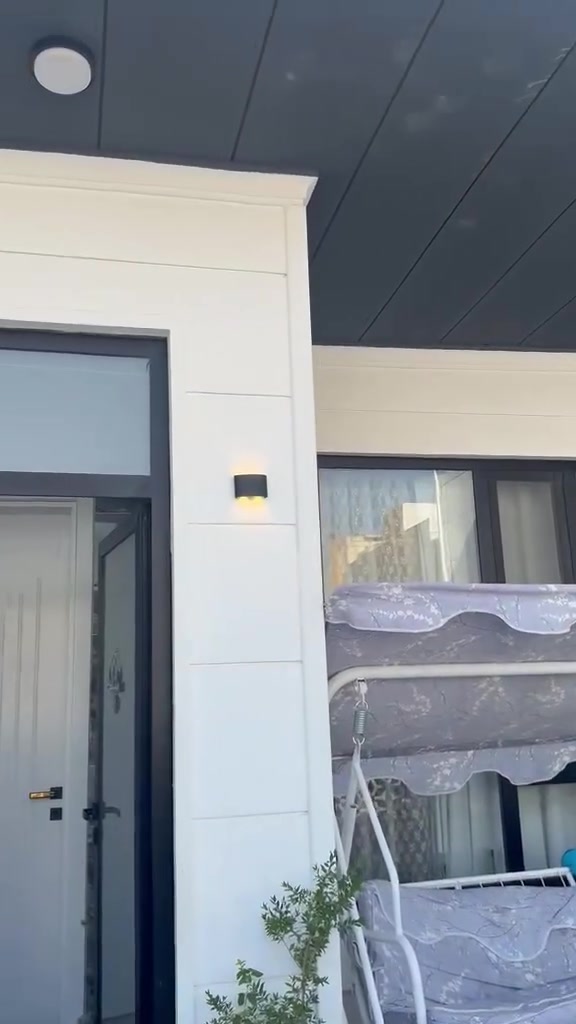 🟥200متر🟥
منطقة رابرين قرب باخه كون طابق واحد يتكون من گراج سيارة 
وصالة وهول ومطبخ وصحيات و٣ غرف نوم 
ينباع ويا البيت غرفتين نوم وكاونتر
🟥السعر 9 دفاتر🟥
للاستفسار الرقم ***********
 سليمانية
