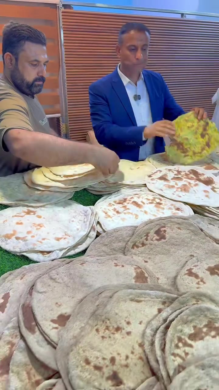 افتتاح مخبز جار الإمام في مدينة بلد.. خبز حار بطعم البركة والجودة 🔥

في منطقة الشطيطة مجاور عقيل عطية العبيدي 
لديهم خدمة التوصيل الباب البيت على الرقم
***********
