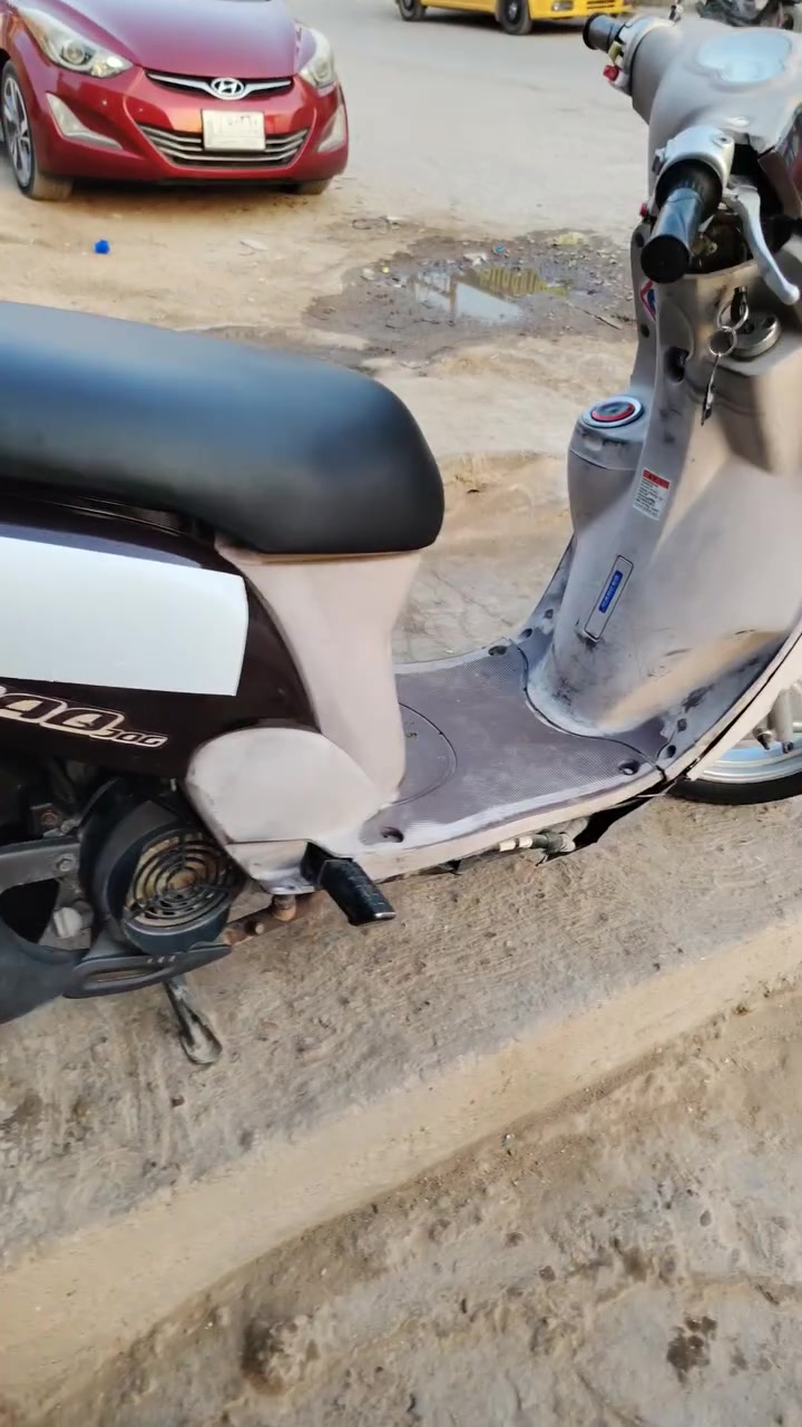 سلام عليكم دراجه فله للبيع نضافه شوفت عينك دراجه نقصها بس ترايش كلشي شغال نكره سلف مكينه ناعمه ما مفتوحه مكاني حله مركز مدينه رقم ***********
