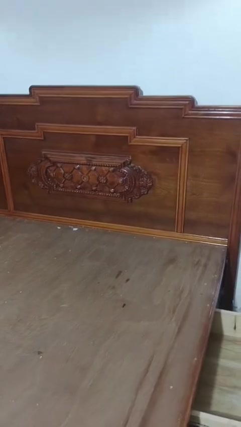 السلام عليكم جربايه حطاطا للبيع سعر 250 وبي مجال والشراء يتصل ***********
